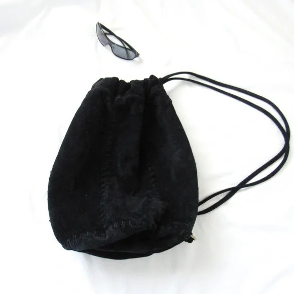 DKNY Black Leather Sling Backpack Vintage 90s DKNY Black Leather Backpack | Smooth Leather  main image 3